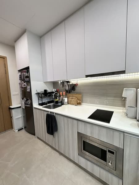 The Glades, 12 Bedok Rise, 1 Bedroom, 484 sqft, Condominium For Sale, by Shayna Ang, 500169807 - Kitchen - PropertyGuru.com.sg