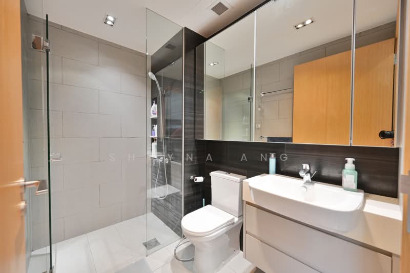 The Glades, 12 Bedok Rise, 1 Bedroom, 484 sqft, Condominium For Sale, by Shayna Ang, 500169807 - Bathroom - PropertyGuru.com.sg