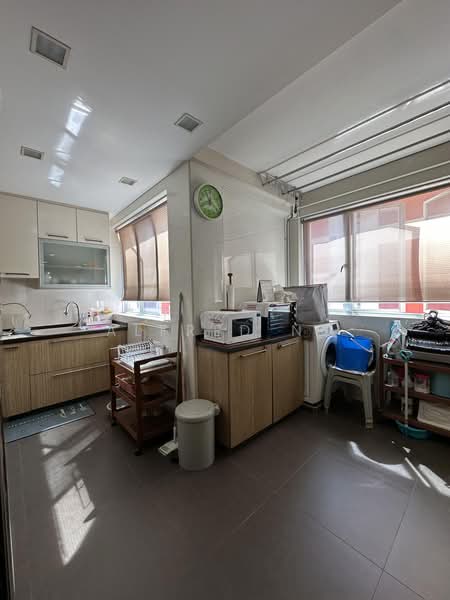 310 Tampines Street 32, 310 Tampines Street 32, 4 Bedrooms, 1,550 sqft, HDB Flat For Sale, by Alfred Ng, 500169808 - Kitchen - PropertyGuru.com.sg