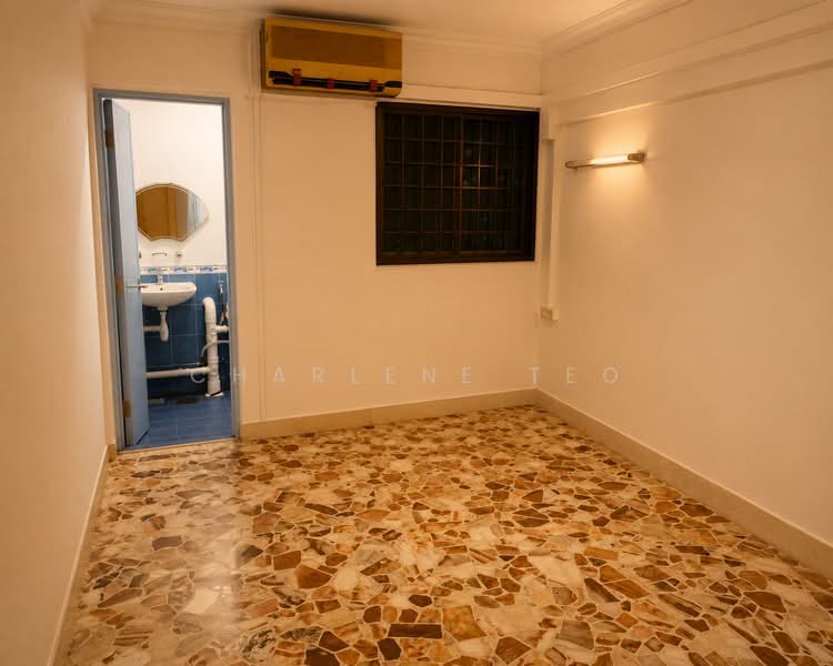 93 Geylang Bahru, 93 Geylang Bahru, 2 Bedrooms, 883 sqft, HDB Flat For Sale, by Charlene Teo, 500169809 - Bathroom - PropertyGuru.com.sg