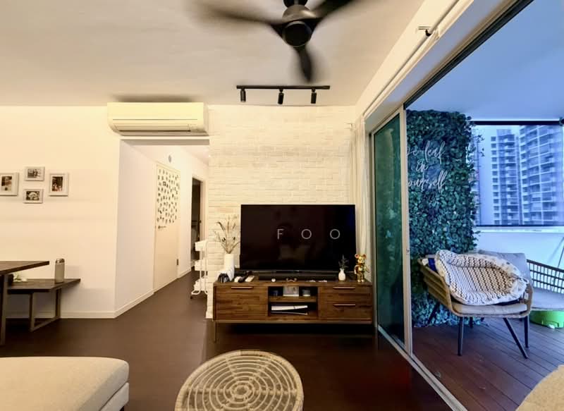 475A Upper Serangoon Crescent, 475A Upper Serangoon Crescent, 3 Bedrooms, 990 sqft, HDB Flat For Sale, by JR Foo, 500169816 - Living Room - PropertyGuru.com.sg