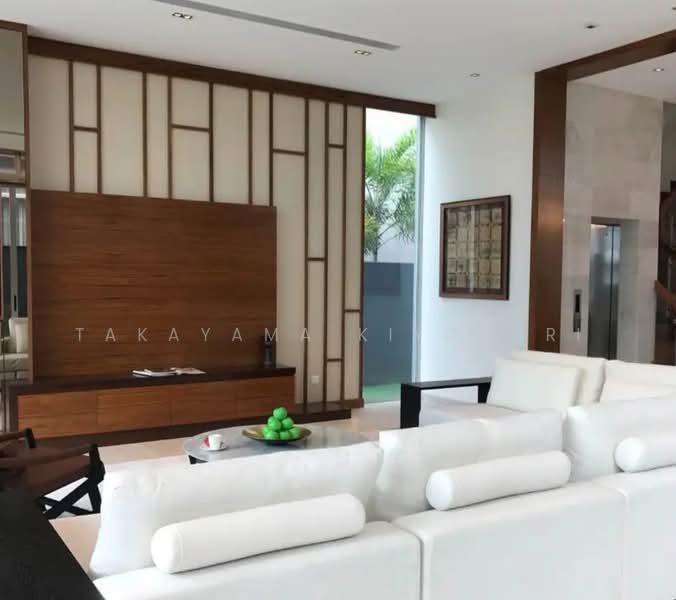 Toh Heights Pasir Ris East, Toh Heights, 6 Bedrooms, 7,670 sqft, Bungalow House For Sale, by Takayama Kiyonori, 500169820 - Living Room - PropertyGuru.com.sg