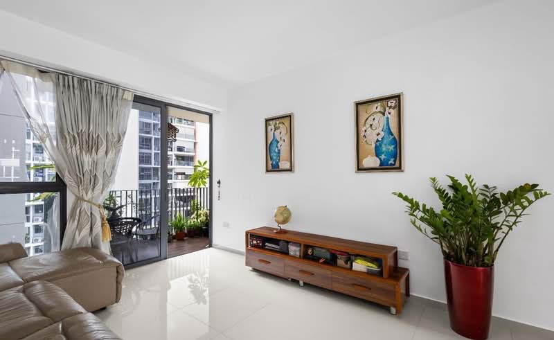 Twin Fountains, 17 Woodlands Avenue 6, 3 Bedrooms, 1,152 sqft, Executive Condominium For Sale, by Chan Hwee Tze, 500169822 - Living Room - PropertyGuru.com.sg