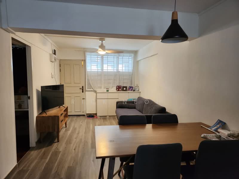 4 Holland Close, 4 Holland Close, 2 Bedrooms, 700 sqft, HDB Flat For Rent, by Rick Neoh, 500169829 - Living Room - PropertyGuru.com.sg