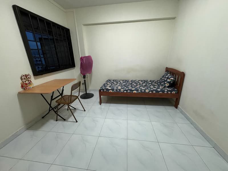 678 Woodlands Avenue 6, 678 Woodlands Avenue 6, Room Rental, 120 sqft, HDB Flat For Rent, by Doris Kang, 500169836 - Bedroom - PropertyGuru.com.sg