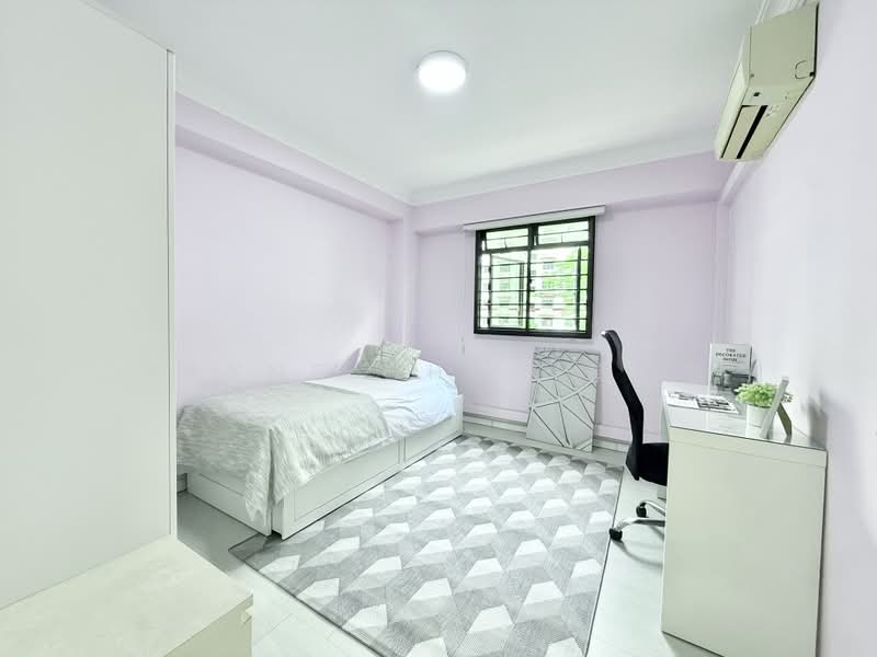 681 Choa Chu Kang Crescent, 681 Choa Chu Kang Crescent, 3 Bedrooms, 1,109 sqft, HDB Flat For Sale, by Rayne Chua 蔡美慧, 500169837 - Bedroom - PropertyGuru.com.sg