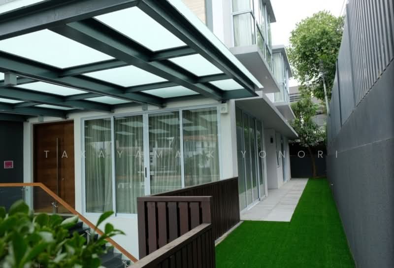 Toh Crescent Pasir Ris East, Toh Crescent, 5 Bedrooms, 5,390 sqft, Semi-Detached House For Rent, by Takayama Kiyonori, 500169845 - Exterior - PropertyGuru.com.sg