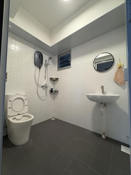 561A Jurong West Street 42, 561A Jurong West Street 42, Room Rental, 110 sqft, HDB Flat For Rent, by Dexter Tan, 500169847 - PropertyGuru.com.sg