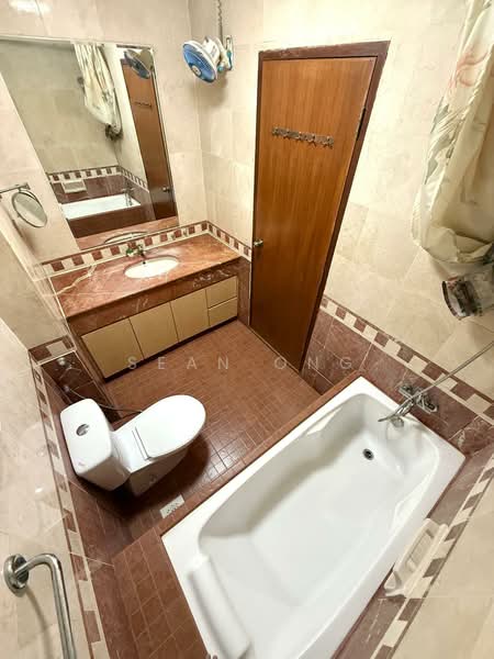 The Anchorage, 370G Alexandra Road, Room Rental, 200 sqft, Condominium For Rent, by Sean Ong, 500169850 - Bathroom - PropertyGuru.com.sg