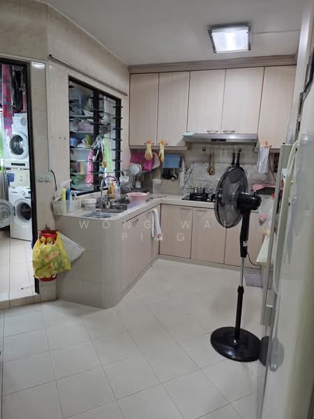 669D Jurong West Street 64, 669D Jurong West Street 64, Room Rental, 250 sqft, HDB Flat For Rent, by Wong Wai Ping, 500169852 - Kitchen - PropertyGuru.com.sg