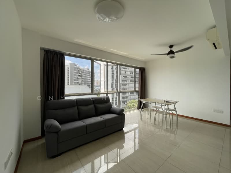FLO Residence, 13 Punggol Field Walk, 2 Bedrooms, 861 sqft, Condominium For Sale, by Onyu Cheng 郑安余, 500169854 - Living Room - PropertyGuru.com.sg