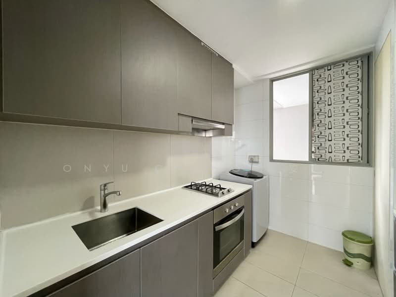 FLO Residence, 13 Punggol Field Walk, 2 Bedrooms, 861 sqft, Condominium For Sale, by Onyu Cheng 郑安余, 500169854 - Kitchen - PropertyGuru.com.sg