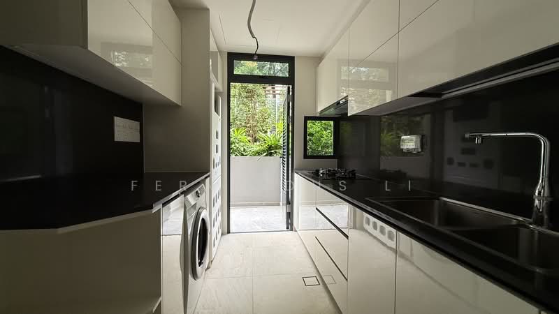 Belgravia Ace, 100 Belgravia Drive, 5 Bedrooms, 4,058 sqft, Semi-Detached House For Rent, by Fernandus Li, 500169863 - Kitchen - PropertyGuru.com.sg