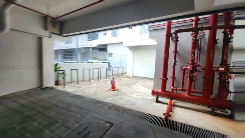 Standalone Freehold B1 Building, Alexandra, 37,000 sqft, Light Industrial (B1) For Sale, by Rena Lee, 500169865 - CommercialGuru.com.sg