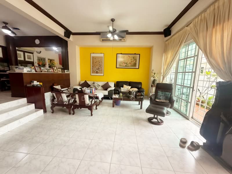 Seletar Terrace, Seletar Terrace, 4 Bedrooms, 2,400 sqft, Terraced House For Sale, by Candy ZiQi 紫绮, 500169868 - PropertyGuru.com.sg
