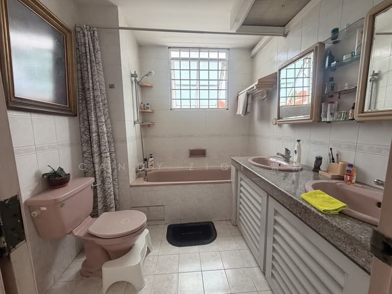 Seletar Terrace, Seletar Terrace, 4 Bedrooms, 2,400 sqft, Terraced House For Sale, by Candy ZiQi 紫绮, 500169868 - PropertyGuru.com.sg