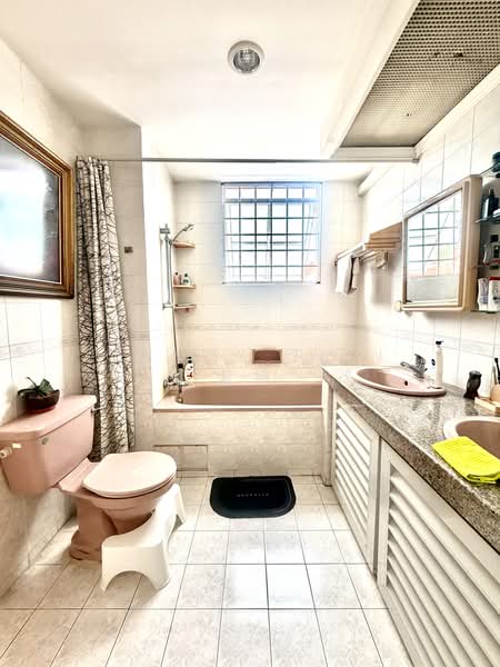 Seletar Terrace, Seletar Terrace, 4 Bedrooms, 2,400 sqft, Terraced House For Sale, by Candy ZiQi 紫绮, 500169868 - PropertyGuru.com.sg