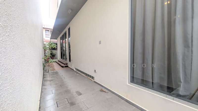 Serangoon Garden Estate Corner Terrace, , 4 Bedrooms, 4,201 sqft, Corner Terrace For Rent, by Sylvester Soon, 500169873 - Exterior - PropertyGuru.com.sg