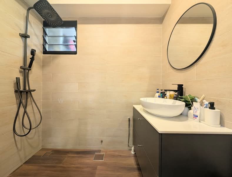 120B Punggol Edge, 120B Edgedale Plains, 3 Bedrooms, 1,001 sqft, HDB Flat For Sale, by Wilson Chia, 500169877 - Common Bathroom - PropertyGuru.com.sg