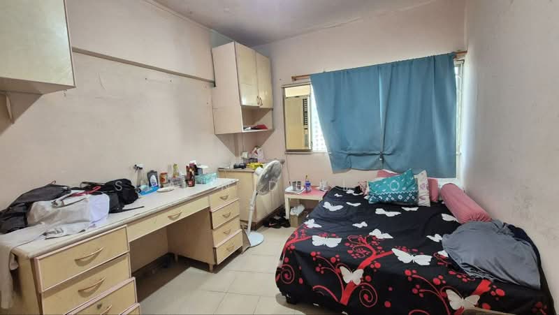 137 Lorong Ah Soo, 137 Lorong Ah Soo, 3 Bedrooms, 1,141 sqft, HDB Flat For Sale, by Shaun Dhillon, 500169878 - Bedroom - PropertyGuru.com.sg