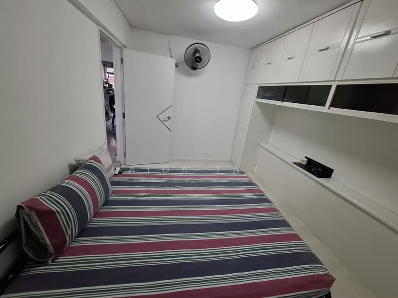 162 Mei Ling Street, 162 Mei Ling Street, Room Rental, 150 sqft, HDB Flat For Rent, by Aida Tay, 500169882 - Bedroom - PropertyGuru.com.sg