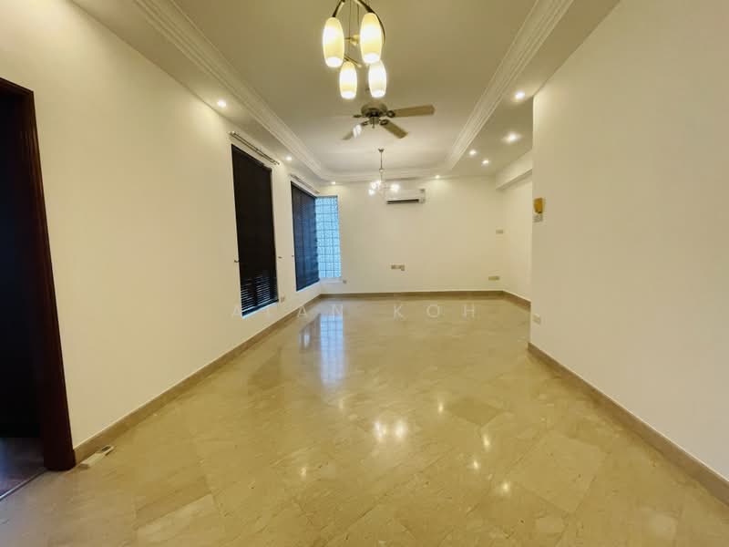 Parc Palais, 57 Hume Avenue, 3 Bedrooms, 1,238 sqft, Condominium For Sale, by Alan Koh, 500169888 - Living Room - PropertyGuru.com.sg