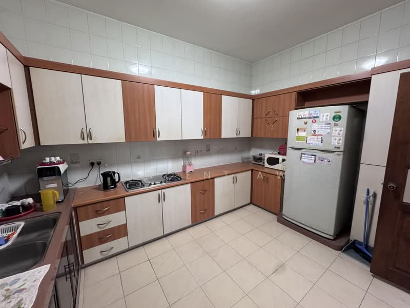 Yunnan Gardens, Yunnan Road, 4 Bedrooms, 3,500 sqft, Terraced House For Sale, by Vincent Aw, 500169900 - Kitchen - PropertyGuru.com.sg
