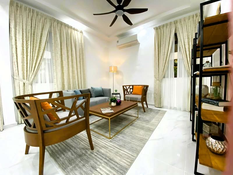 Cluny Park, Cluny Park, 5 Bedrooms, 3,500 sqft, Detached House For Sale, by Ryan Han, 500169909 - Living Room - PropertyGuru.com.sg