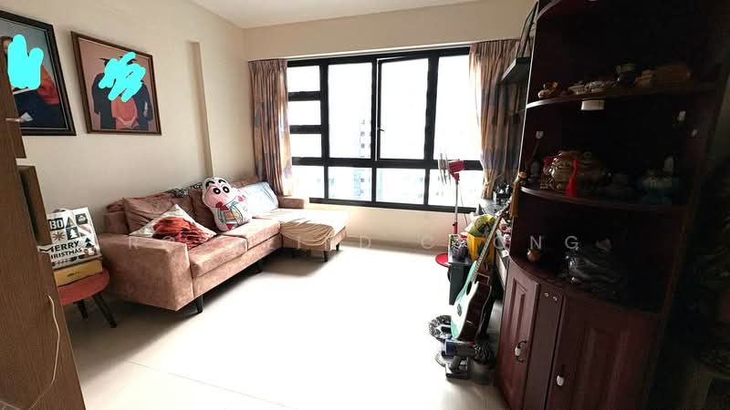 998B Buangkok Crescent, 998B Buangkok Crescent, Room Rental, 200 sqft, HDB Flat For Rent, by Rosalind Chong, 500169914 - Living Room - PropertyGuru.com.sg