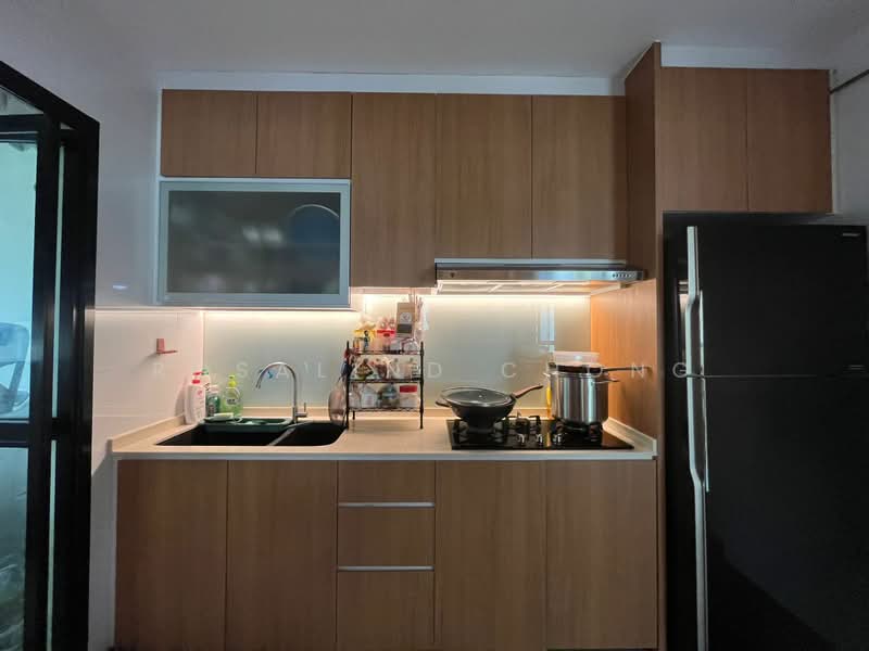 998B Buangkok Crescent, 998B Buangkok Crescent, Room Rental, 200 sqft, HDB Flat For Rent, by Rosalind Chong, 500169914 - Kitchen - PropertyGuru.com.sg