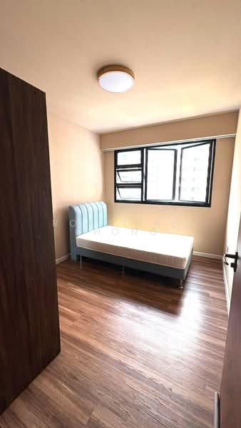 998B Buangkok Crescent, 998B Buangkok Crescent, Room Rental, 200 sqft, HDB Flat For Rent, by Rosalind Chong, 500169914 - Bedroom - PropertyGuru.com.sg