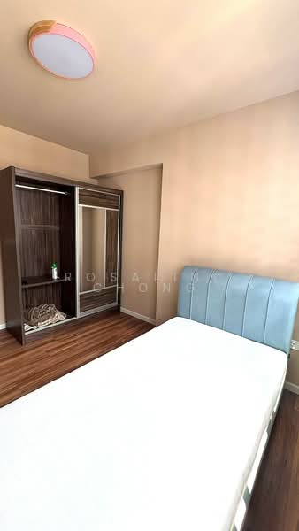 998B Buangkok Crescent, 998B Buangkok Crescent, Room Rental, 200 sqft, HDB Flat For Rent, by Rosalind Chong, 500169914 - Bedroom - PropertyGuru.com.sg