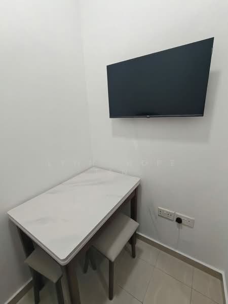 Oxley Edge, 308 River Valley Road, Room Rental, 180 sqft, Apartment For Rent, by Lynn Hope Tan, 500169916 - Dining Room - PropertyGuru.com.sg