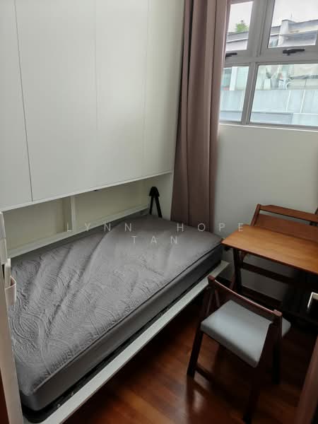 Oxley Edge, 308 River Valley Road, Room Rental, 180 sqft, Apartment For Rent, by Lynn Hope Tan, 500169916 - Common Bdrm w single bed - PropertyGuru.com.sg