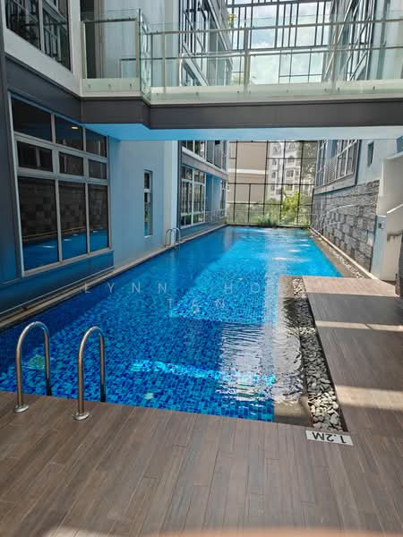 Oxley Edge, 308 River Valley Road, Room Rental, 180 sqft, Apartment For Rent, by Lynn Hope Tan, 500169916 - Pool - PropertyGuru.com.sg