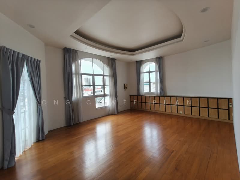 Sennett Estate, Willow Avenue, 5 Bedrooms, 11,200 sqft, Semi-Detached House For Sale, by Ong Chwee Puan, 500169921 - Living Room - PropertyGuru.com.sg
