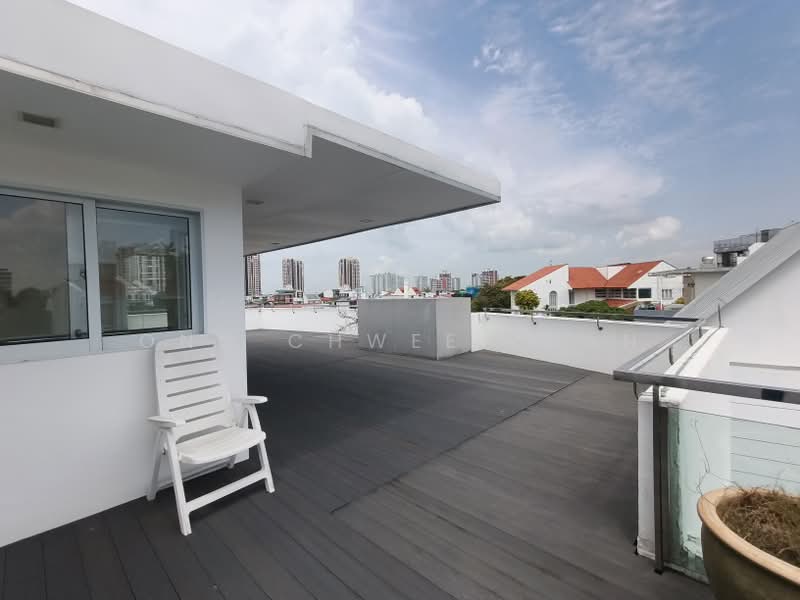 Sennett Estate, Willow Avenue, 5 Bedrooms, 11,200 sqft, Semi-Detached House For Sale, by Ong Chwee Puan, 500169921 - Exterior - PropertyGuru.com.sg
