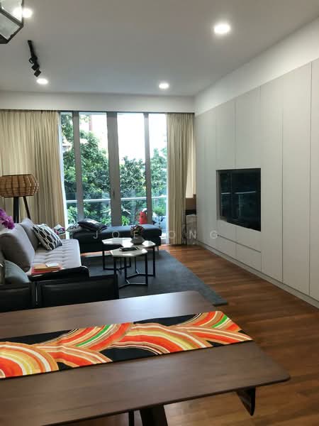 Cairnhill Crest, 2 Cairnhill Circle, 2 Bedrooms, 1,206 sqft, Condominium For Rent, by Joe Ong, 500169934 - Living Room - PropertyGuru.com.sg