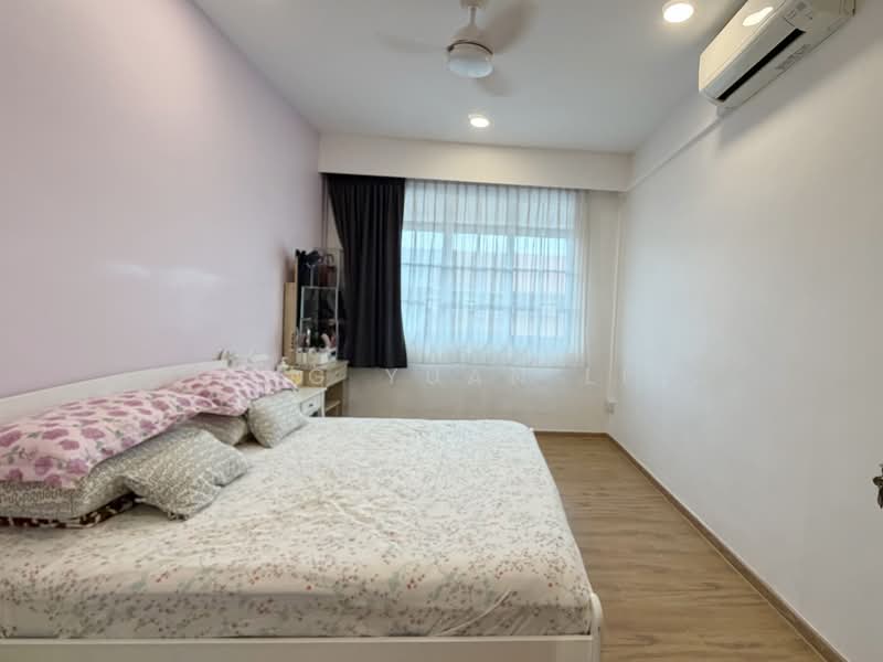 Sennett Estate, , 4 Bedrooms, 2,500 sqft, Terraced House For Sale, by Eng Yuan Li, 500169944 - Bedroom - PropertyGuru.com.sg