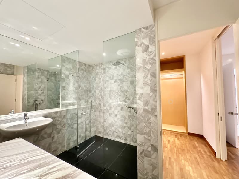 The Colonnade, 82 Grange Road, 3 Bedrooms, 3,617 sqft, Condominium For Rent, by Matthew Teo, 500169956 - Bathroom - PropertyGuru.com.sg