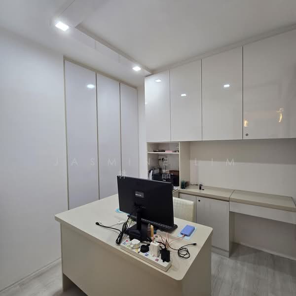 748A Bedok Reservoir Crescent, 748A Bedok Reservoir Crescent, 2 Bedrooms, 710 sqft, HDB Flat For Sale, by Jasmine Lim 林慧晶, 500169963 - Common Room - PropertyGuru.com.sg