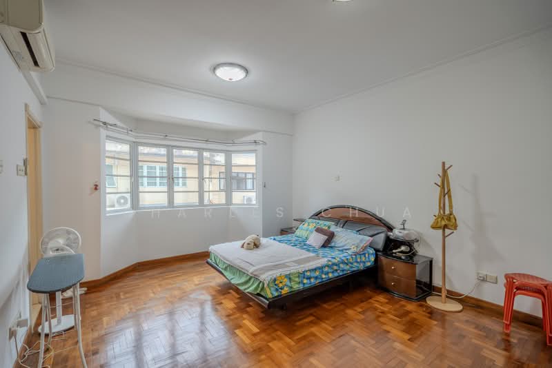 Huge Spacious 3 Storey Terrace @ Springside Drive Near Main Road & Springleaf MRT, Sembawang Road / Upper Thomson Road / Springside Drive, 4 Bedrooms, 3,200 sqft, Terraced House For Sale, by Charles Chua, 500169971 - Bedroom - PropertyGuru.com.sg