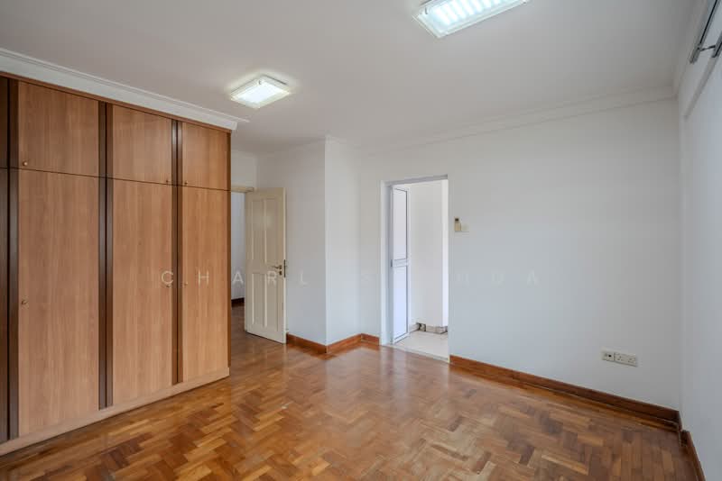 Huge Spacious 3 Storey Terrace @ Springside Drive Near Main Road & Springleaf MRT, Sembawang Road / Upper Thomson Road / Springside Drive, 4 Bedrooms, 3,200 sqft, Terraced House For Sale, by Charles Chua, 500169971 - Interior - PropertyGuru.com.sg