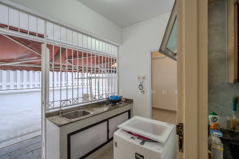 Huge Spacious 3 Storey Terrace @ Springside Drive Near Main Road & Springleaf MRT, Sembawang Road / Upper Thomson Road / Springside Drive, 4 Bedrooms, 3,200 sqft, Terraced House For Sale, by Charles Chua, 500169971 - Interior - PropertyGuru.com.sg