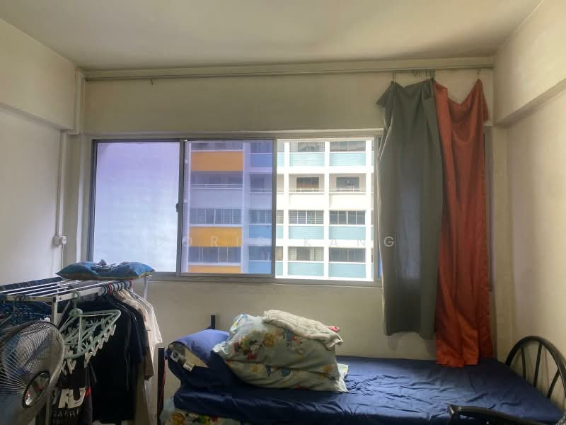 221 Bukit Batok East Avenue 3, 221 Bukit Batok East Avenue 3, Room Rental, 120 sqft, HDB Flat For Rent, by Doris Kang, 500169975 - Bedroom - PropertyGuru.com.sg