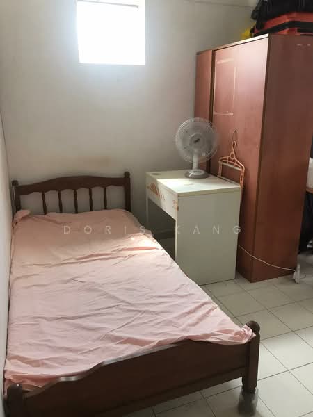 221 Bukit Batok East Avenue 3, 221 Bukit Batok East Avenue 3, Room Rental, 120 sqft, HDB Flat For Rent, by Doris Kang, 500169975 - Bedroom - PropertyGuru.com.sg