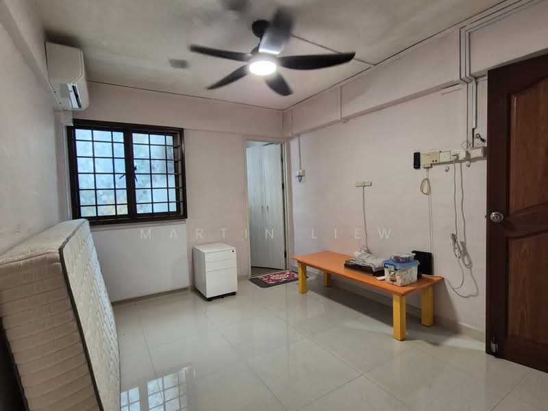 238 Bukit Batok East Avenue 5, 238 Bukit Batok East Avenue 5, 2 Bedrooms, 721 sqft, HDB Flat For Sale, by Martin Liew, 500169976 - Bedroom  - PropertyGuru.com.sg
