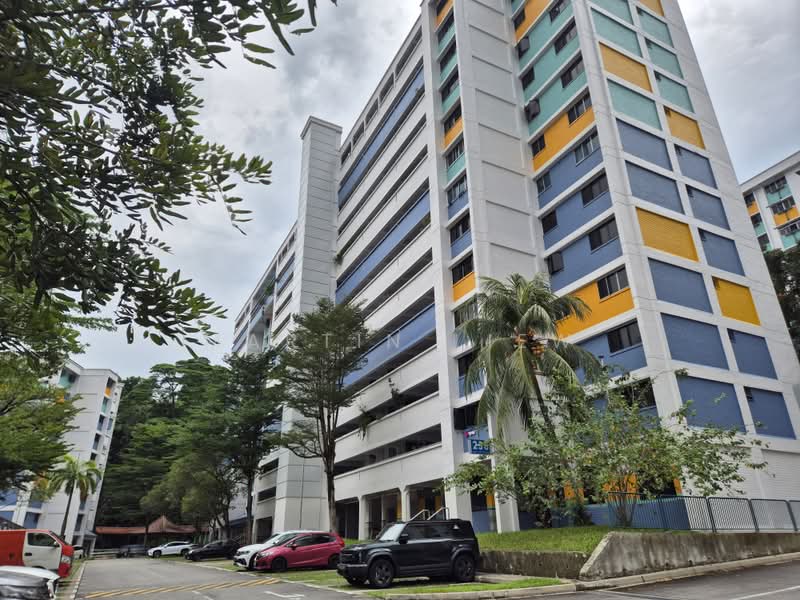238 Bukit Batok East Avenue 5, 238 Bukit Batok East Avenue 5, 2 Bedrooms, 721 sqft, HDB Flat For Sale, by Martin Liew, 500169976 - Exterior - PropertyGuru.com.sg