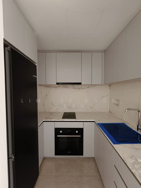 Sky Eden @ Bedok, 1 Bedok Central, 2 Bedrooms, 657 sqft, Condominium For Rent, by Lim Lek Boon Gary, 500169977 - Kitchen - PropertyGuru.com.sg