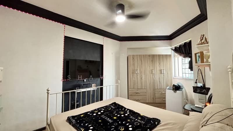 395 Bukit Batok West Avenue 5, 395 Bukit Batok West Avenue 5, 3 Bedrooms, 990 sqft, HDB Flat For Sale, by Shawn Lew, 500169985 - Bedroom - PropertyGuru.com.sg